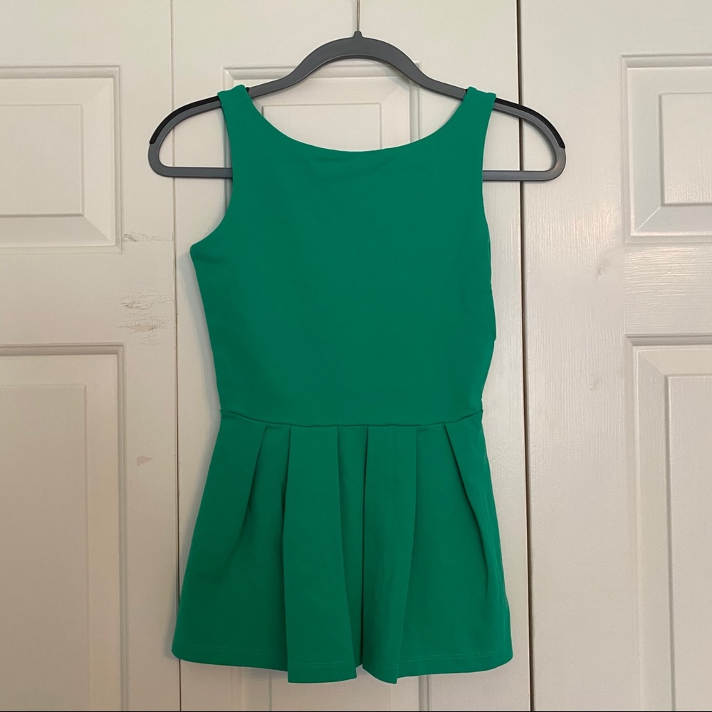 Emerald green peplum tank - so soft! & like new